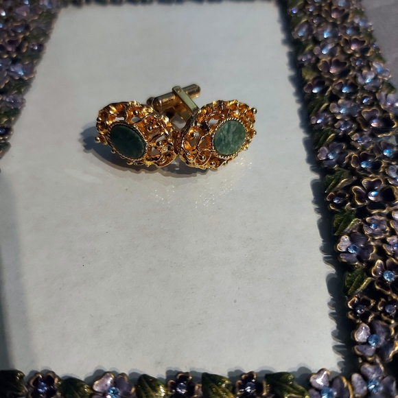 BC Jade Cuff Links - Picture 5 of 9